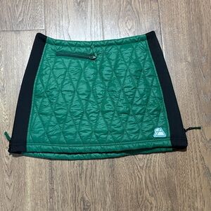 Wild Woods Skirt Women’s Size Medium Alpina Green Puffy Skirt
